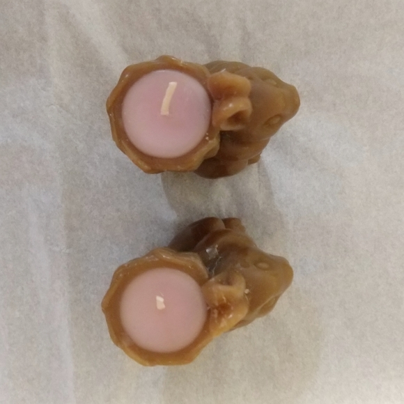 Pair of bunny rabbit candles with baskets - Picture 6 of 6